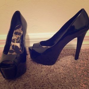 Black - Jessica Simpson Platfrorm heels